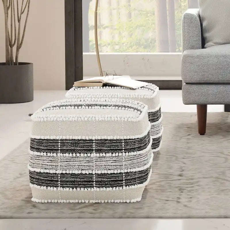 Pouf carré tressé d'extérieur/d'intérieur en blanc, beige, noir avec remplissage en billes de polystyrène