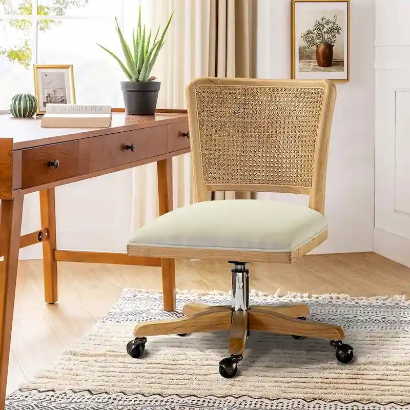 Chaise de bureau moderne en rotin avec pieds en bois massif