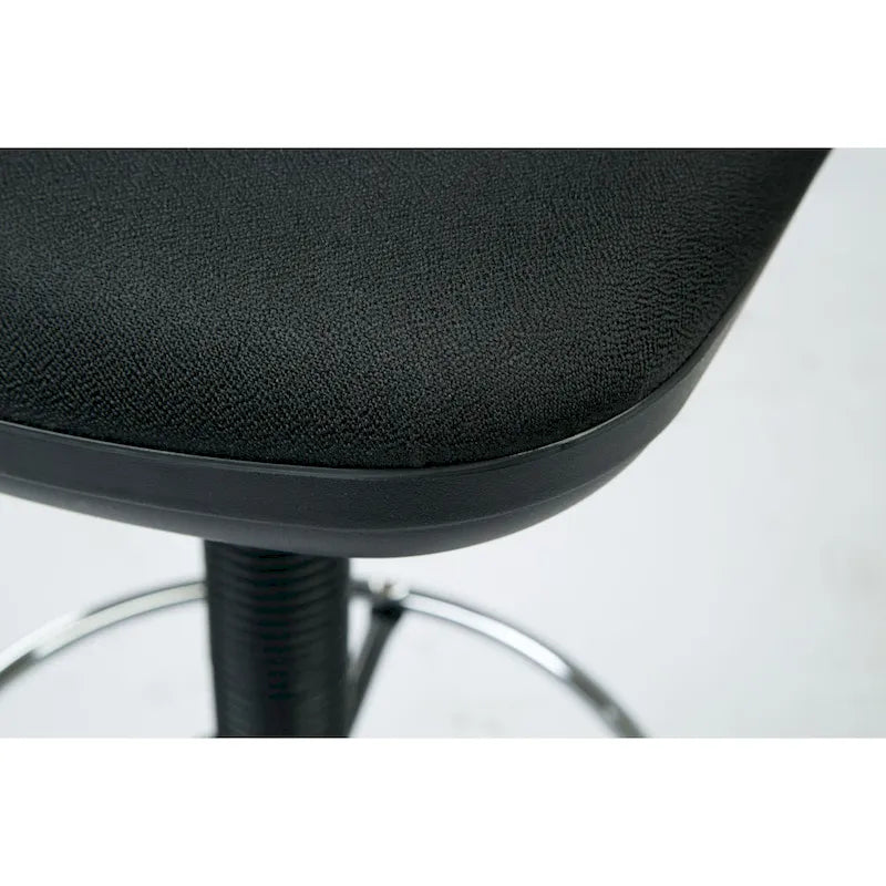 Chaise de dessinateur avec dossier et assise sculptés