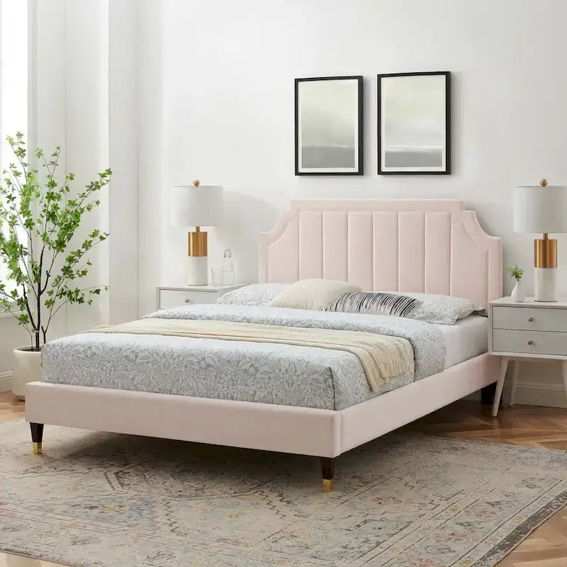 Lit plate-forme Queen en velours performant