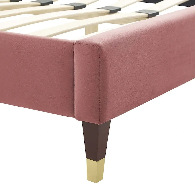 Lit plate-forme Queen en velours performant