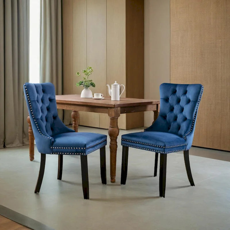 Chaises de salle à manger capitonnées en velours avec pieds en bois et garniture cloutée, lot de 2